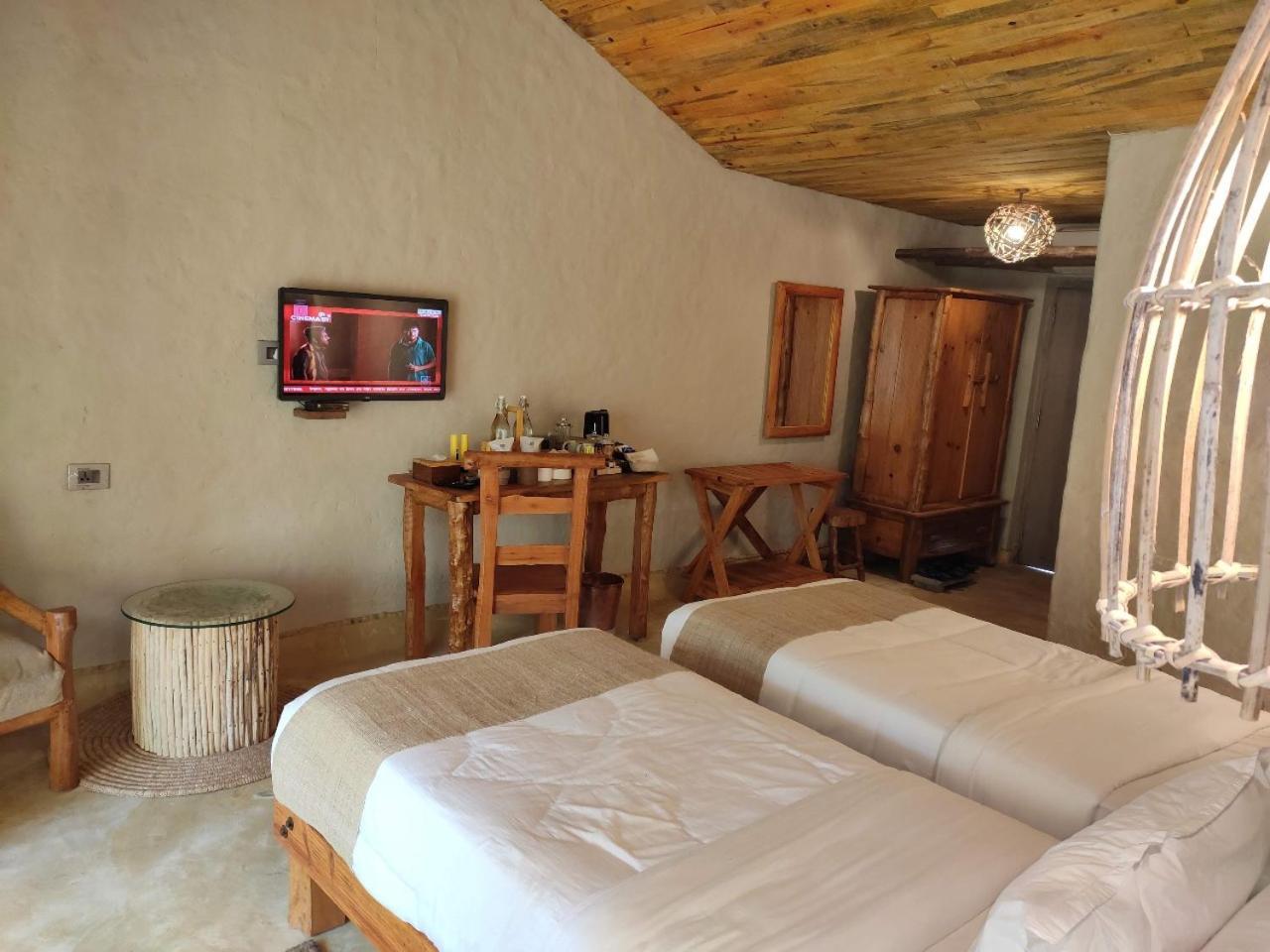 Barahi Jungle Lodge Meghauli Buitenkant foto