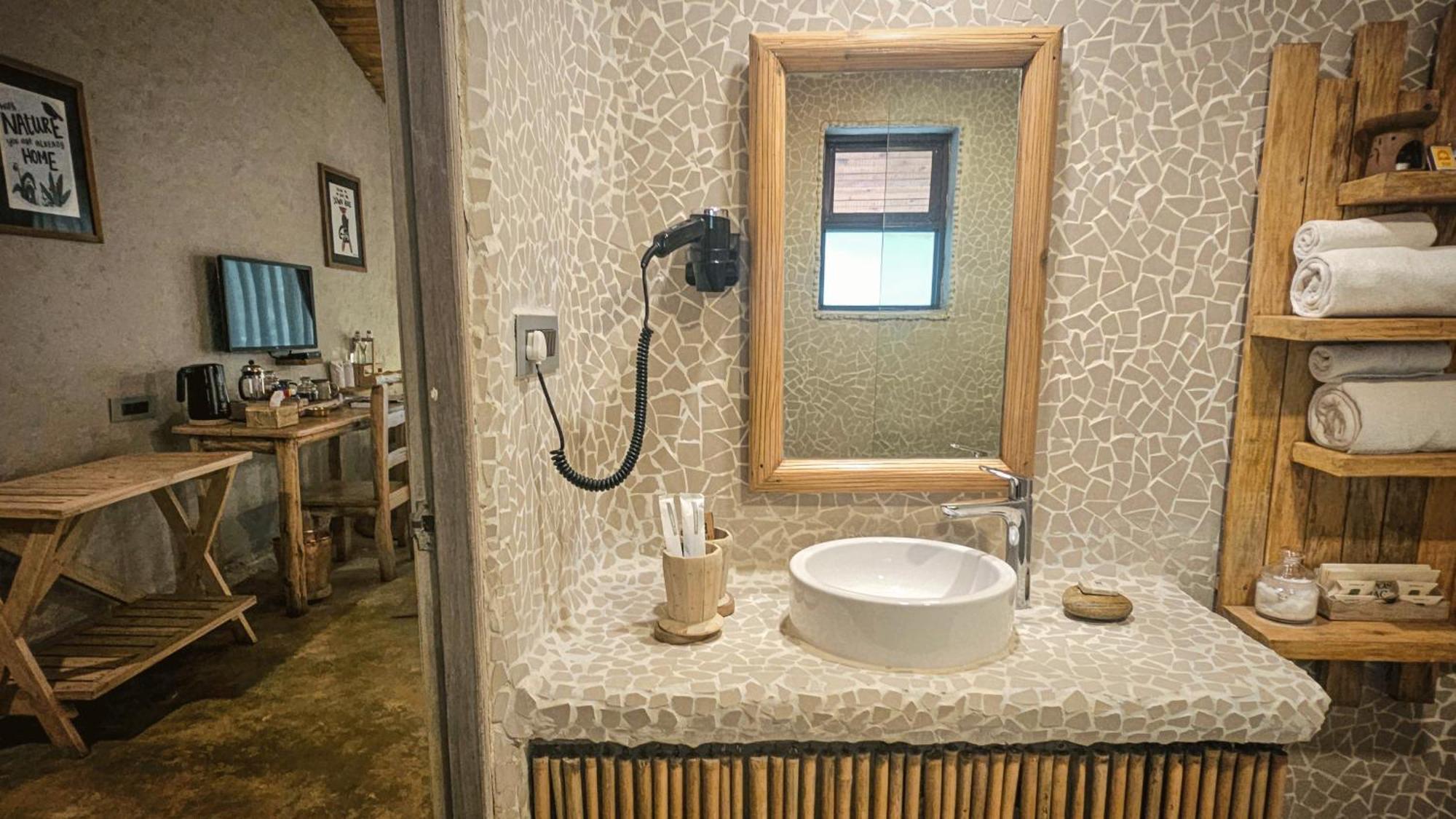 Barahi Jungle Lodge Meghauli Buitenkant foto
