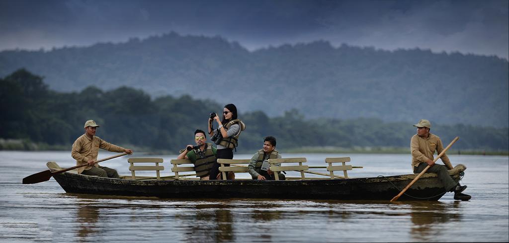 Barahi Jungle Lodge Meghauli Buitenkant foto