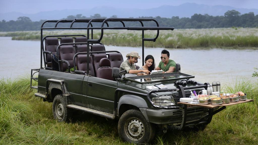 Barahi Jungle Lodge Meghauli Buitenkant foto