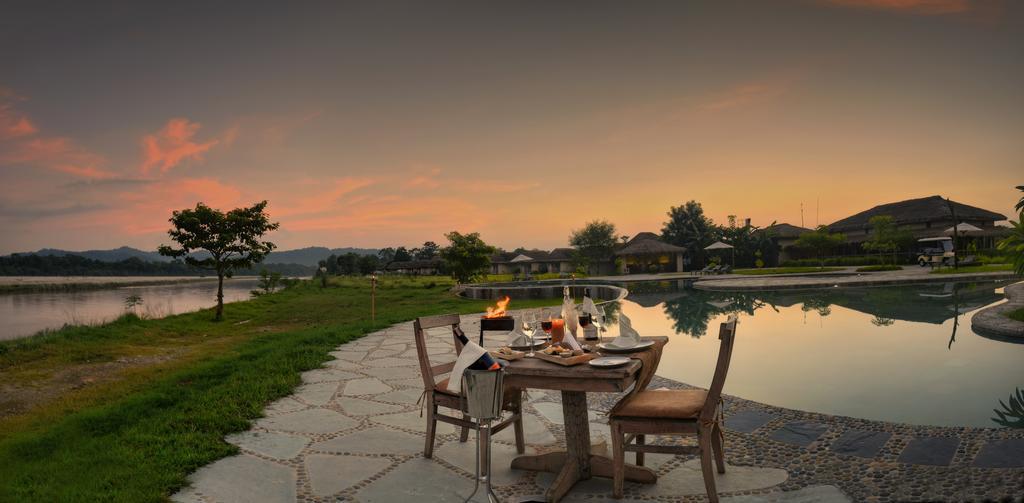 Barahi Jungle Lodge Meghauli Buitenkant foto